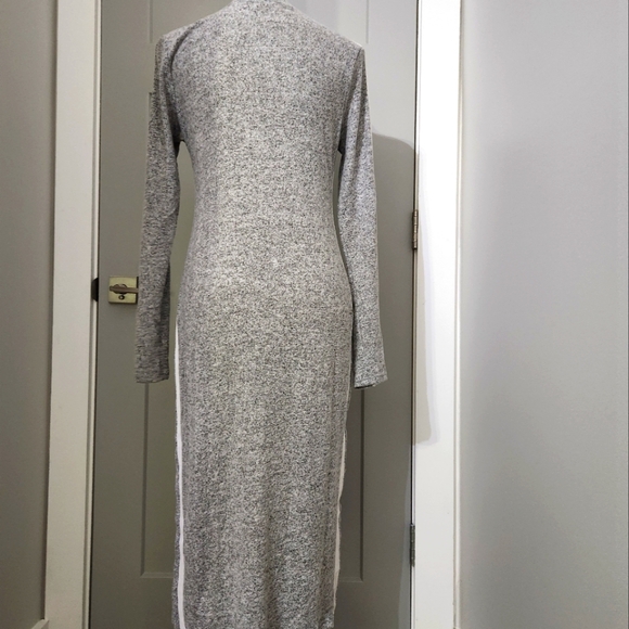Fleur de Lis Collection Hacci White/grey lightweight sweater dress sizes SML NWT - Picture 6 of 6